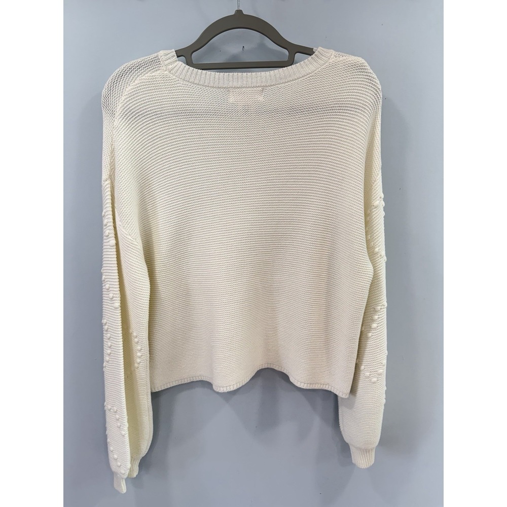 Jessica Simpson Cream Knit Heart Detail Crewneck Sweater Women's M Minimalist - Picture 2 of 9